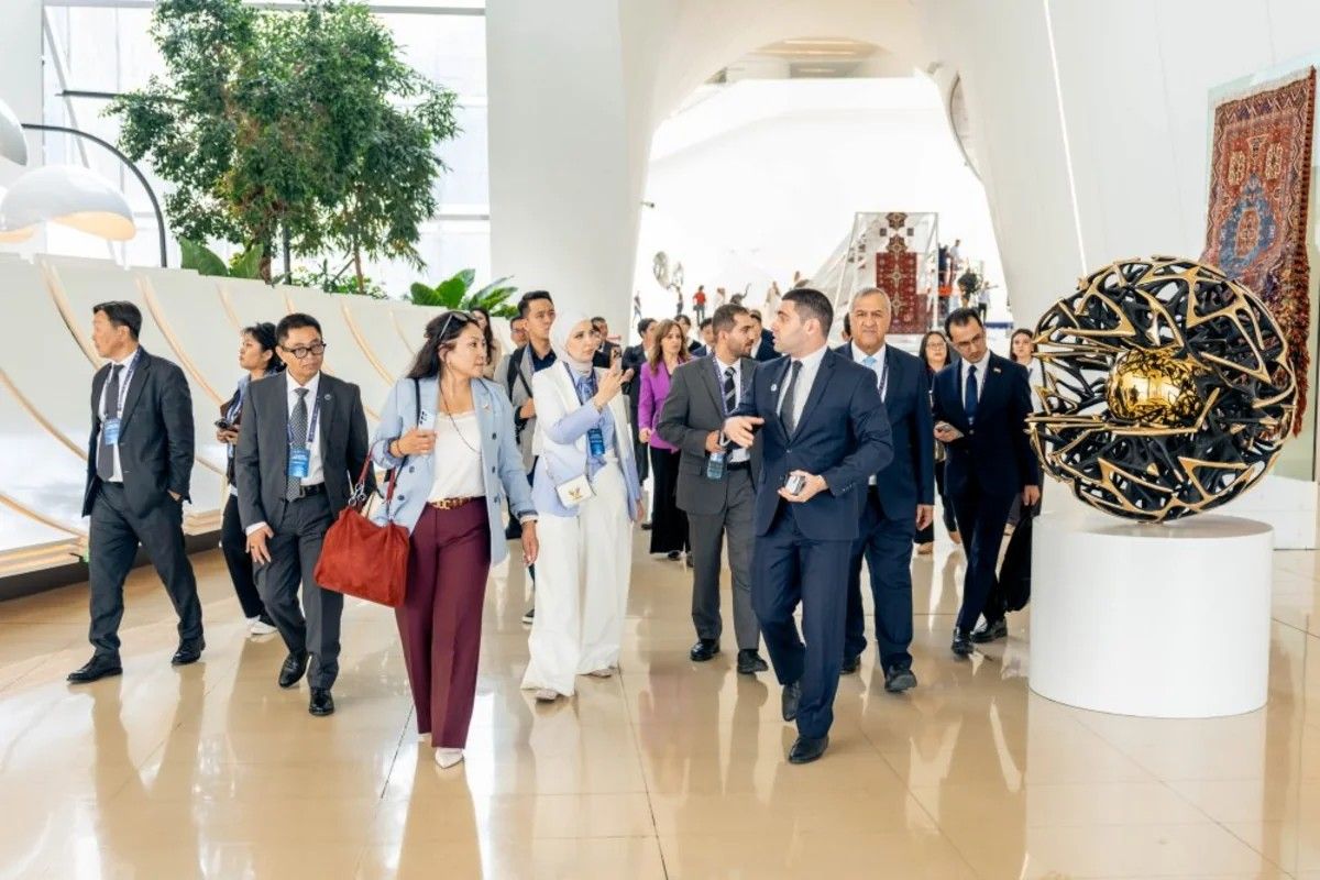 AQEM Media Forumunun iştirakçıları Heydər Əliyev Mərkəzində - FOTO