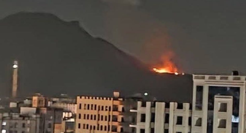 Səudiyyə qırıcıları Yəmənin paytaxtını bombaladı &ndash; VİDEO