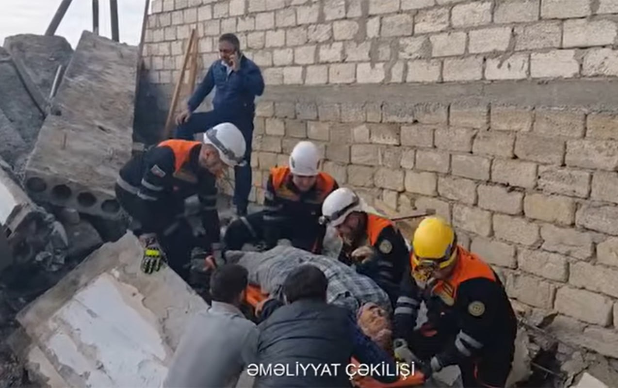 Bakıda fərdi ev uçdu: Ölən və yaralanan var - VİDEO Bakıda fərdi ev uçdu: Ölən və yaralanan var - VİDEO