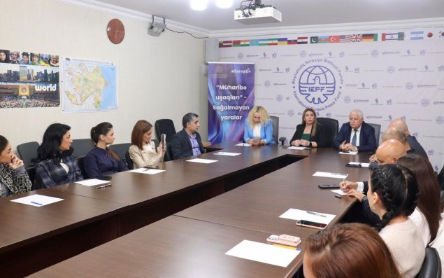 “Səssiz tələ” sənədli filmi təqdim olundu - FOTO “Səssiz tələ” sənədli filmi təqdim olundu - FOTO