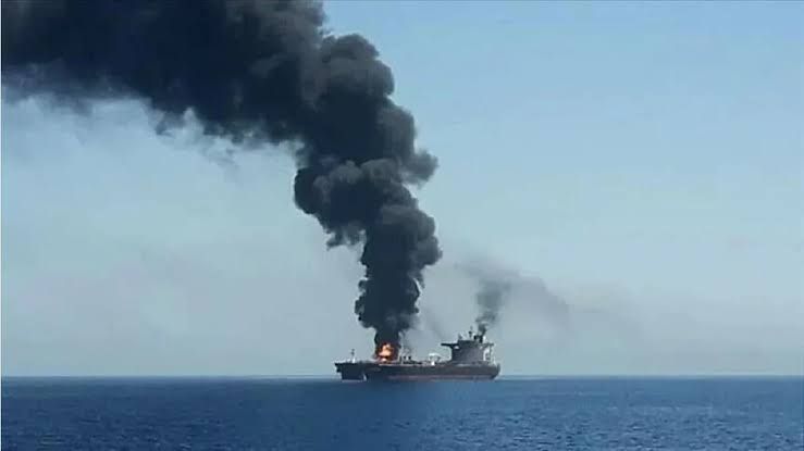 Hörmüz boğazında tanker VURULDU