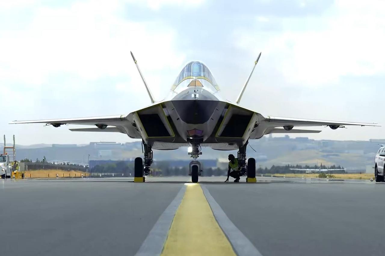 Türkiyə Hərbi Hava Qüvvələri yeni Eskadrilya yaratdı - F-16 ilə ilk uçuş – FOTO Türkiyə Hərbi Hava Qüvvələri yeni Eskadrilya yaratdı - F-16 ilə ilk uçuş – FOTO