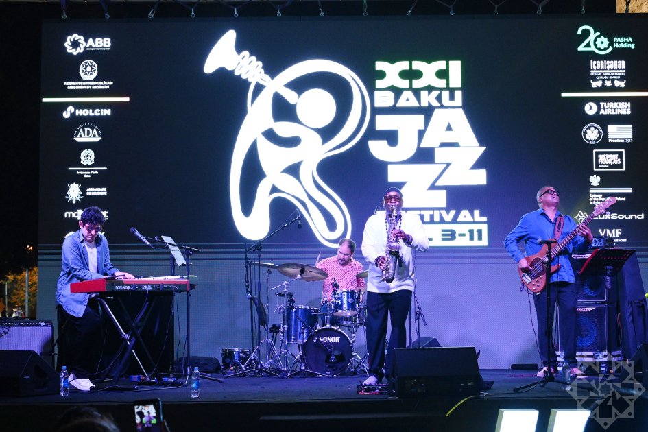 Bakı Caz Festivalı İçərişəhərdə başa çatdı - FOTO