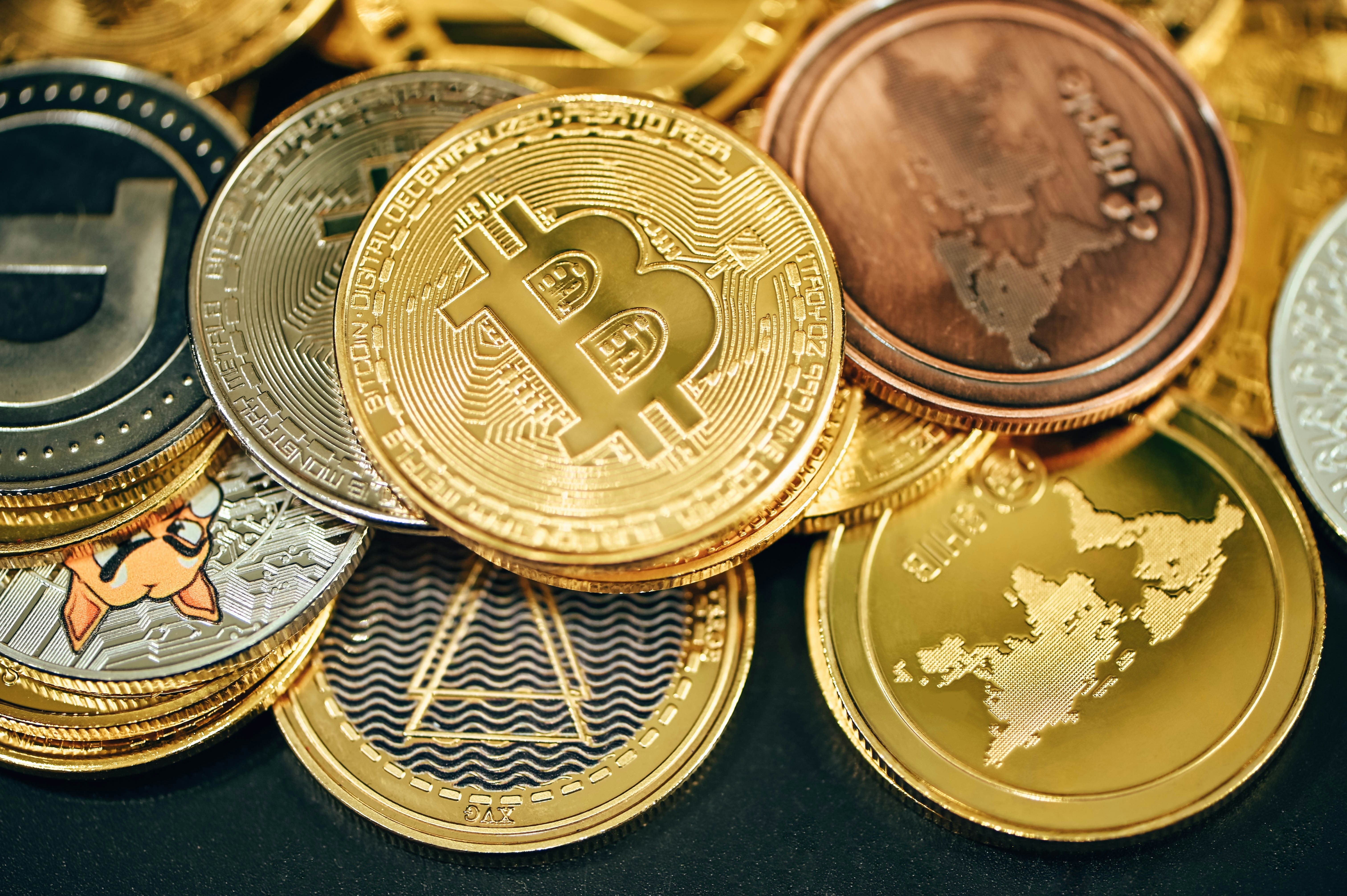 &ldquo;Bitcoin&rdquo;in qiyməti 83,2 min dollara endi