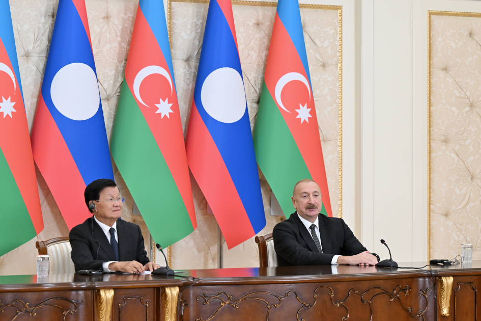 Azərbaycan və Laos prezidentləri mətbuata bəyanatlarla çıxış ediblər - FOTO