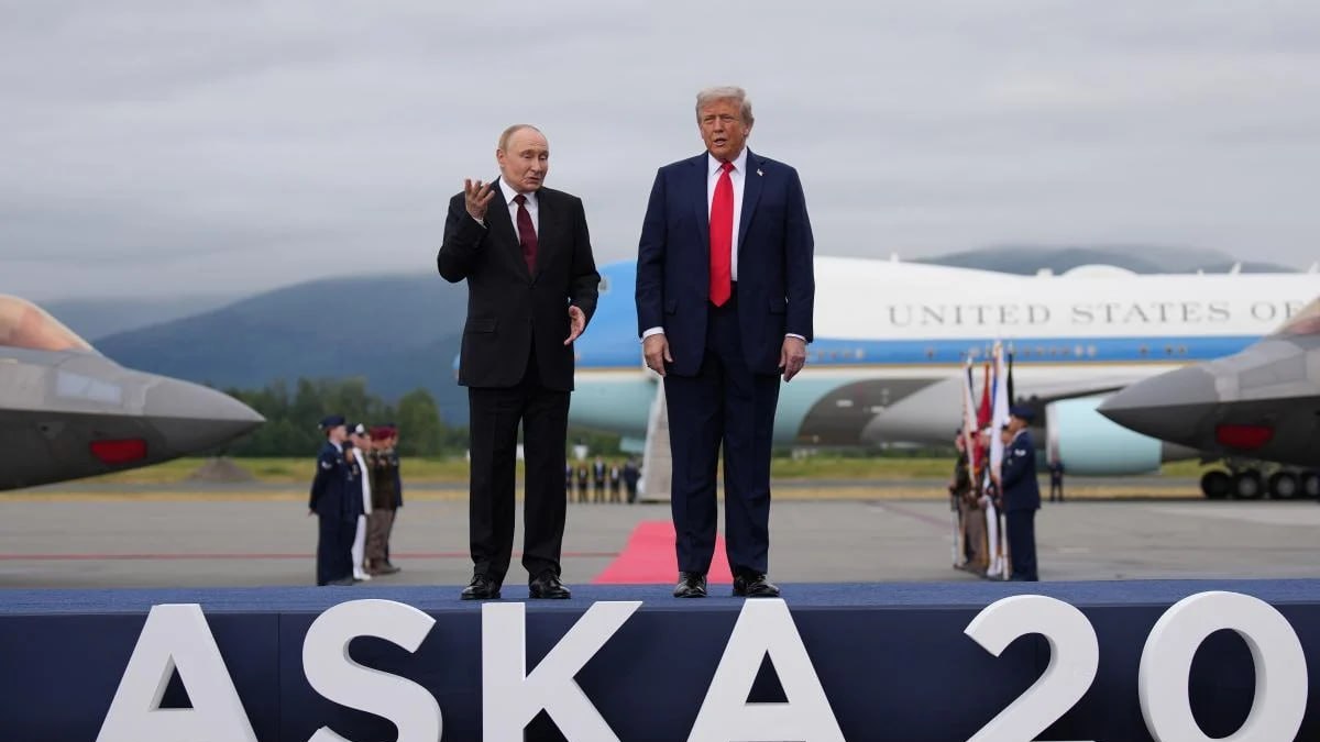 Tramp Putinlə "rus ruleti" oynayır - Respublikaçılar Partiyası ŞOKDA Tramp Putinlə "rus ruleti" oynayır - Respublikaçılar Partiyası ŞOKDA