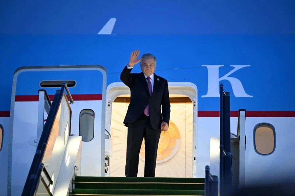Şavkat Mirziyoyevin Azərbaycana işgüzar səfəri başa çatdı - FOTO Şavkat Mirziyoyevin Azərbaycana işgüzar səfəri başa çatdı - FOTO