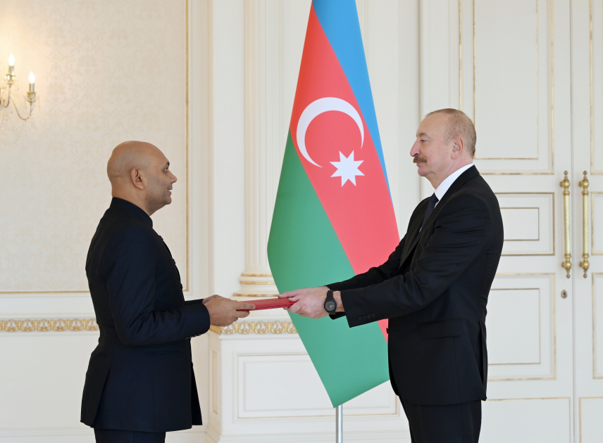 Hindistanın yeni səfiri İlham Əliyevin QƏBULUNDA &ndash; FOTO