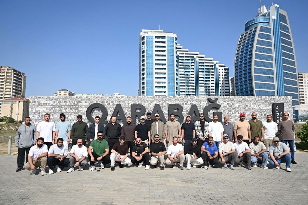 Azərbaycan və BƏƏ-nin hərbi qulluqçuları Hərbi Qənimətlər Parkında - FOTO