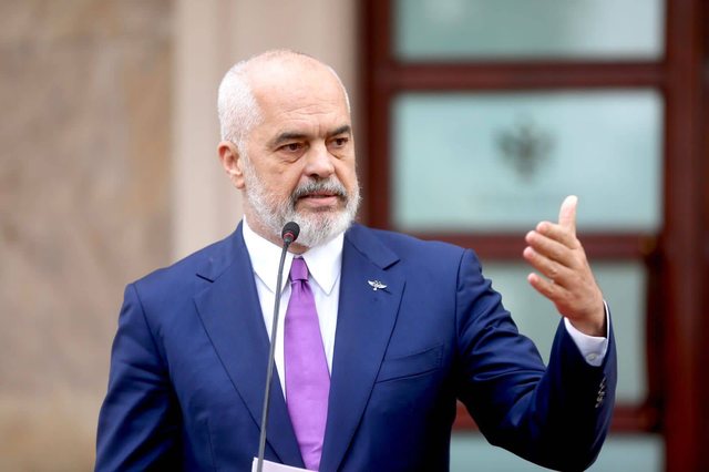 Albaniyanın Baş naziri Rusiya və İranı ittiham etdi - VİDEO