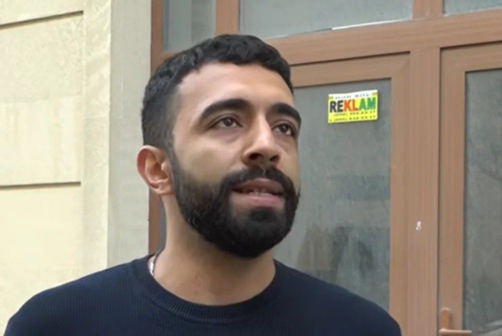 Kofeşopda QALMAQAL: Müdirdən pulunu istəyən işçiyə narkotik ittihamı - VİDEO