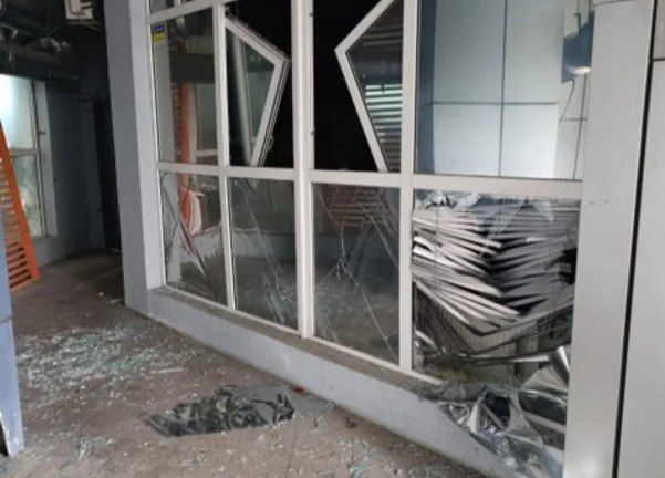 Rusiyanın Kiyevə hücumu zamanı Azərbaycan təşkilatının ofisinə ziyan dəydi - FOTO