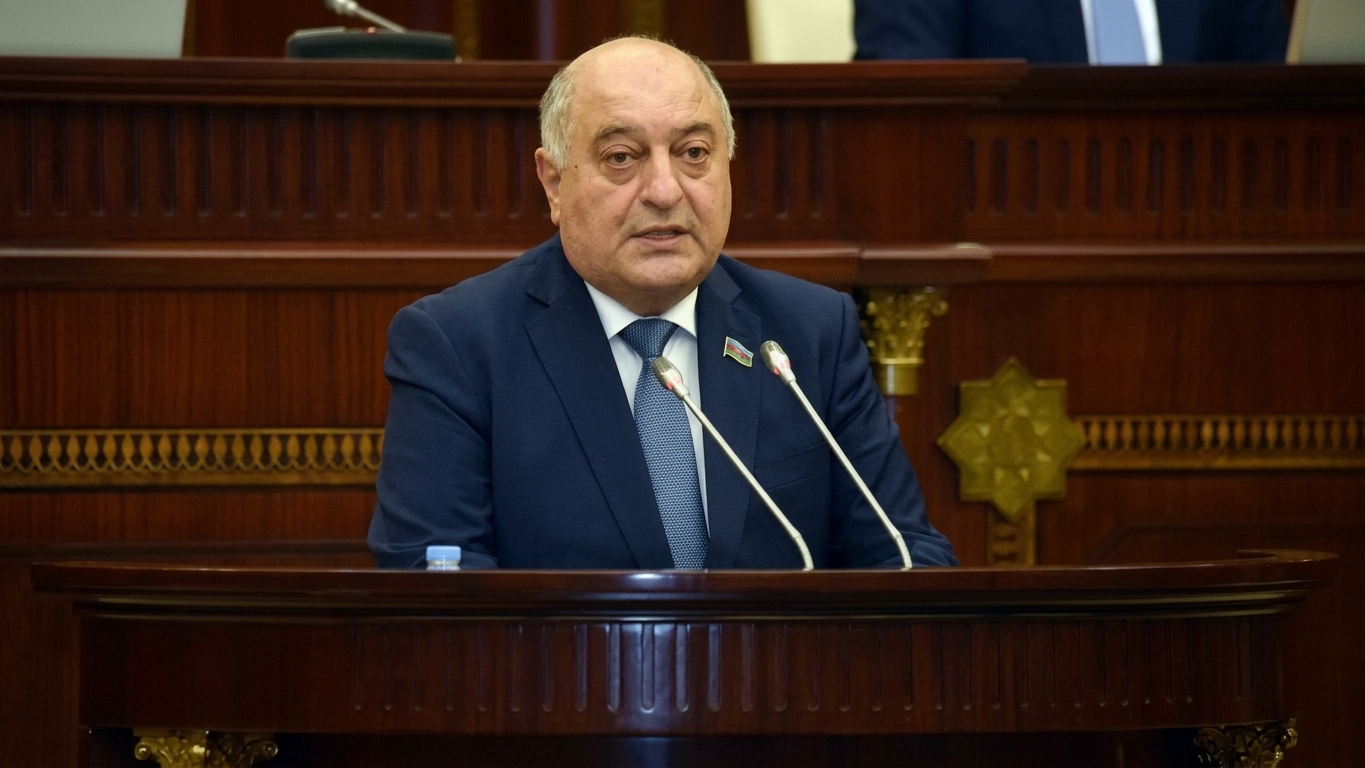 Gələn il Azərbaycanda altıncı sosial zərf qəbul ediləcək - Musa Quliyev Gələn il Azərbaycanda altıncı sosial zərf qəbul ediləcək - Musa Quliyev