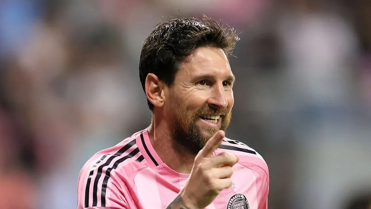 Messi İspaniya kralı ilə şam yeməyinə dəvət edildi &ndash; MÜKAFAT ALACAQ - FOTO