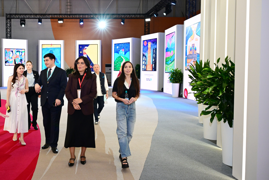 Leyla Əliyeva Səmərqənddə &ldquo;Uşağın gözü ilə dünya&rdquo; sərgisində - FOTO
