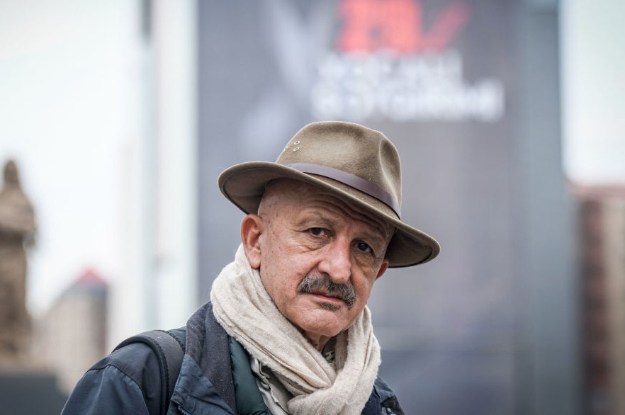 Reza Deqati Parisdəki etiraz aksiyalarında XƏSARƏT ALIB Reza Deqati Parisdəki etiraz aksiyalarında XƏSARƏT ALIB