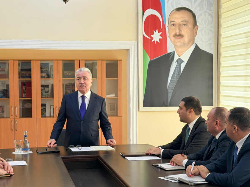 Yardımlının yeni icra başçısı kollektivə təqdim edildi &ndash; FOTO 