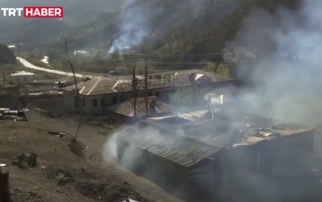 Ermənilər indi də Ağdamda evləri yandırır - VİDEO