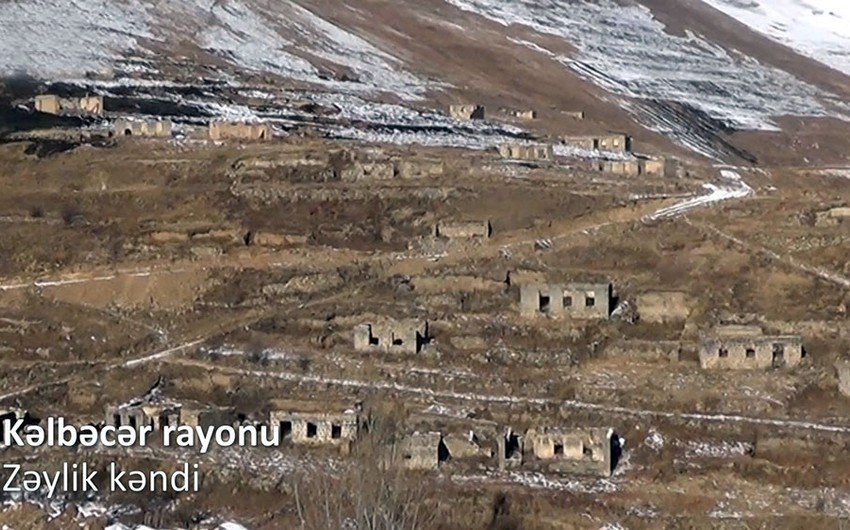 Kəlbəcərin Zəylik kəndinin dağları ağ qara bürünüb – VİDEO