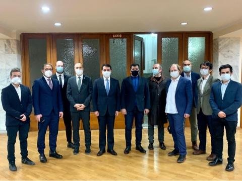 Hikmət Hacıyev xarici jurnalistlərlə görüşdü - FOTO