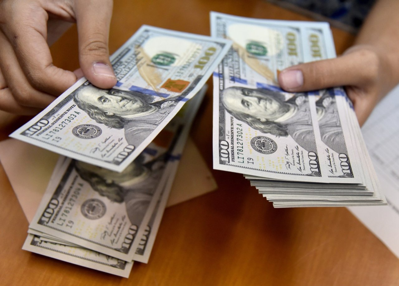 Dollar sabit qaldı, avronun məzənnəsi artdı