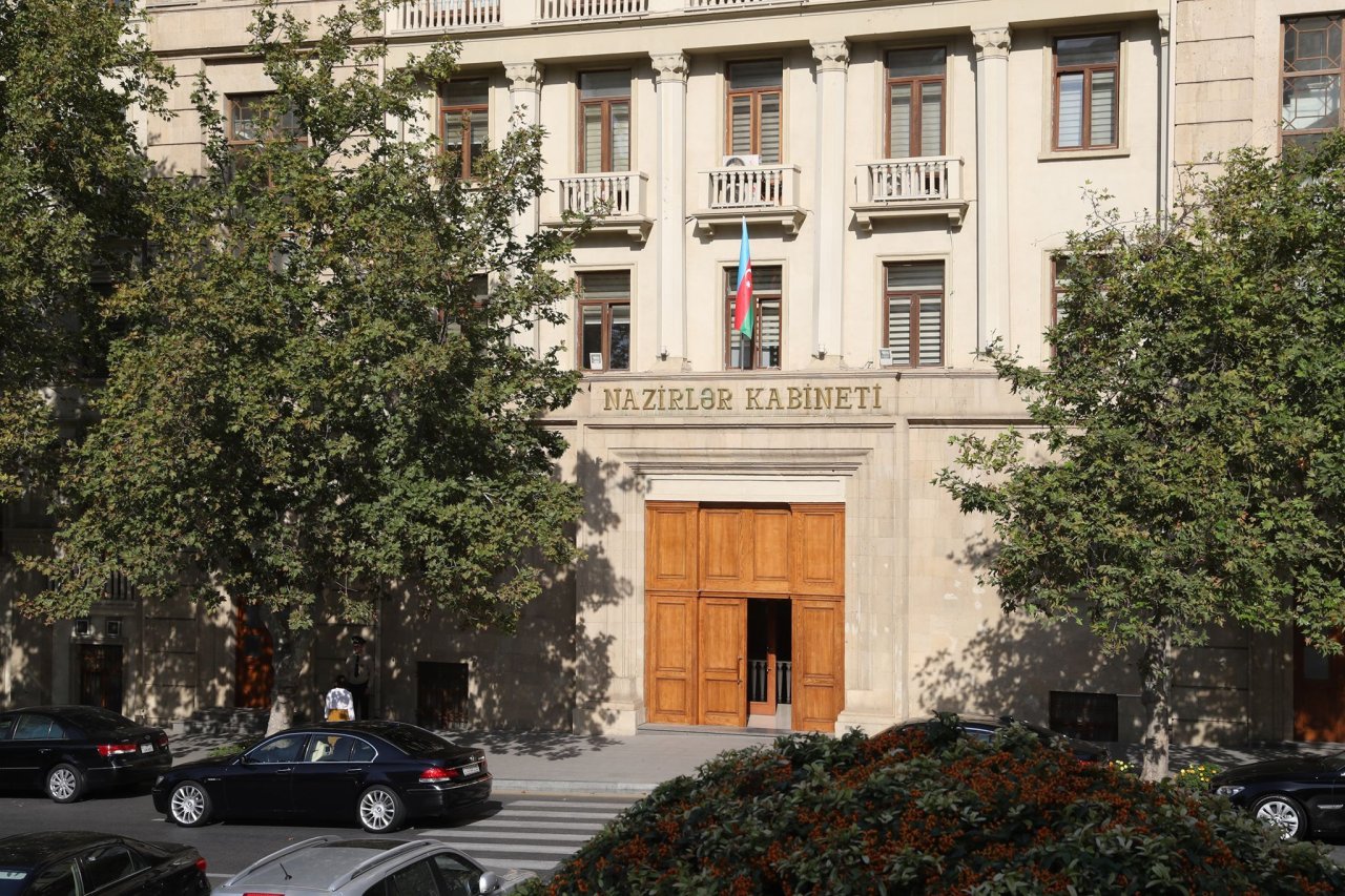 Karantin rejimi ilə bağlı qərarda dəyişiklik edildi Karantin rejimi ilə bağlı qərarda dəyişiklik edildi