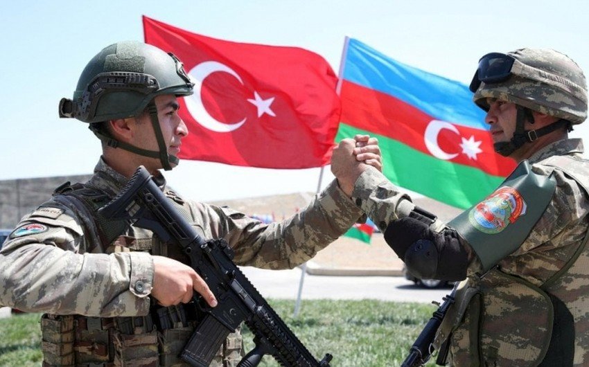 Monitorinq Mərkəzində xidmət edəcək Türk heyət Azərbaycana gəldi