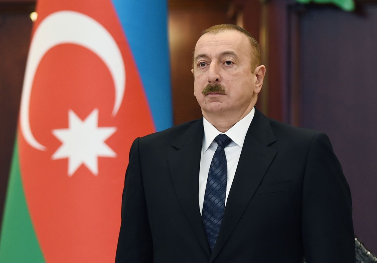 İlham Əliyev İndoneziya prezidentinə başsağlığı verdi