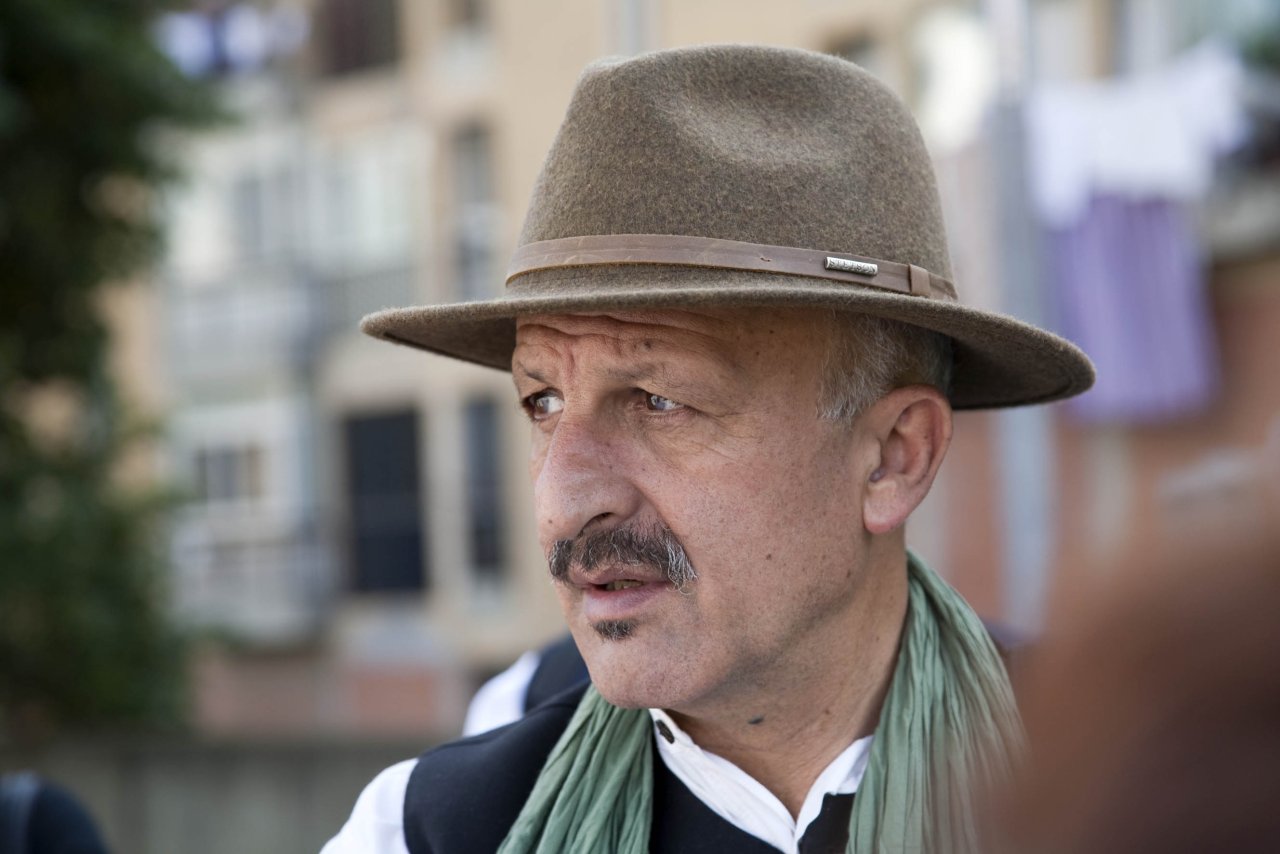 “Qanlı Yanvar faciəsini işıqlandırmaq üçün 48 saat qatarda gizlənərək gəldim” - Reza Deqati “Qanlı Yanvar faciəsini işıqlandırmaq üçün 48 saat qatarda gizlənərək gəldim” - Reza Deqati