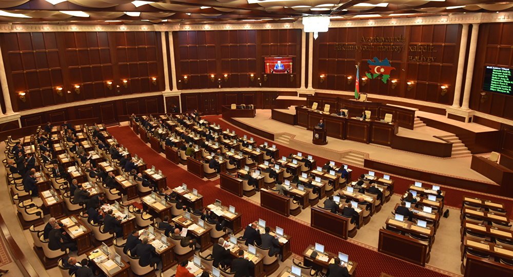 Siqaretlərin aksiz dərəcəsi 35 manata qaldırılacaq Siqaretlərin aksiz dərəcəsi 35 manata qaldırılacaq