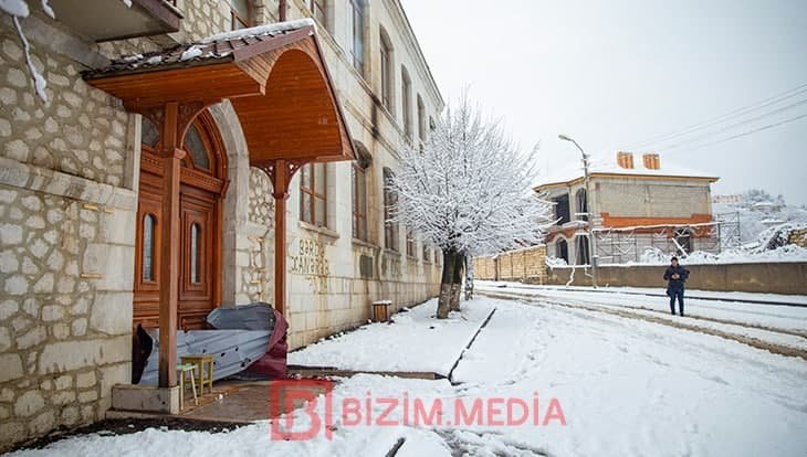 Britaniya mətbuatında Şuşadan yazıldı