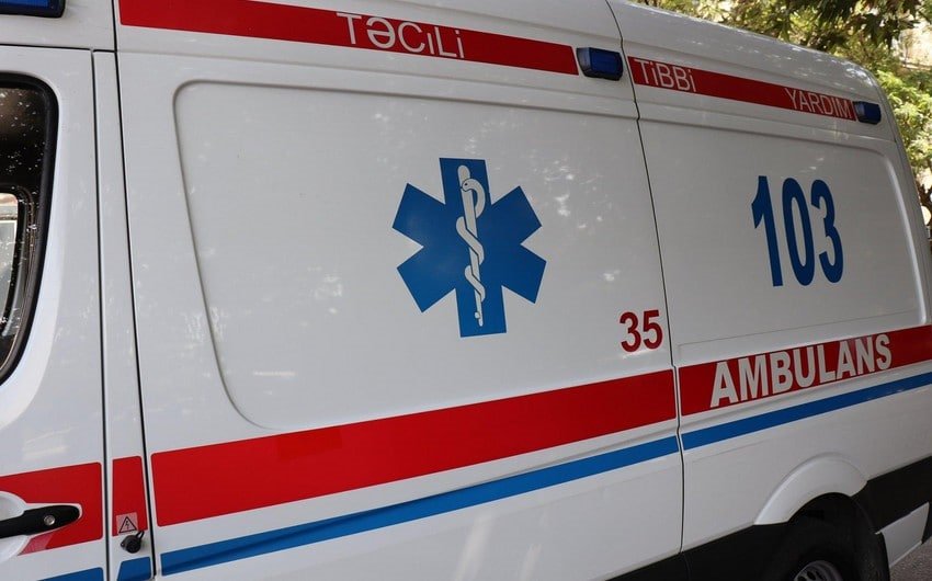 Hövsanda 35 yaşlı kişi özünü çoxmərtəbəli binadan atdı