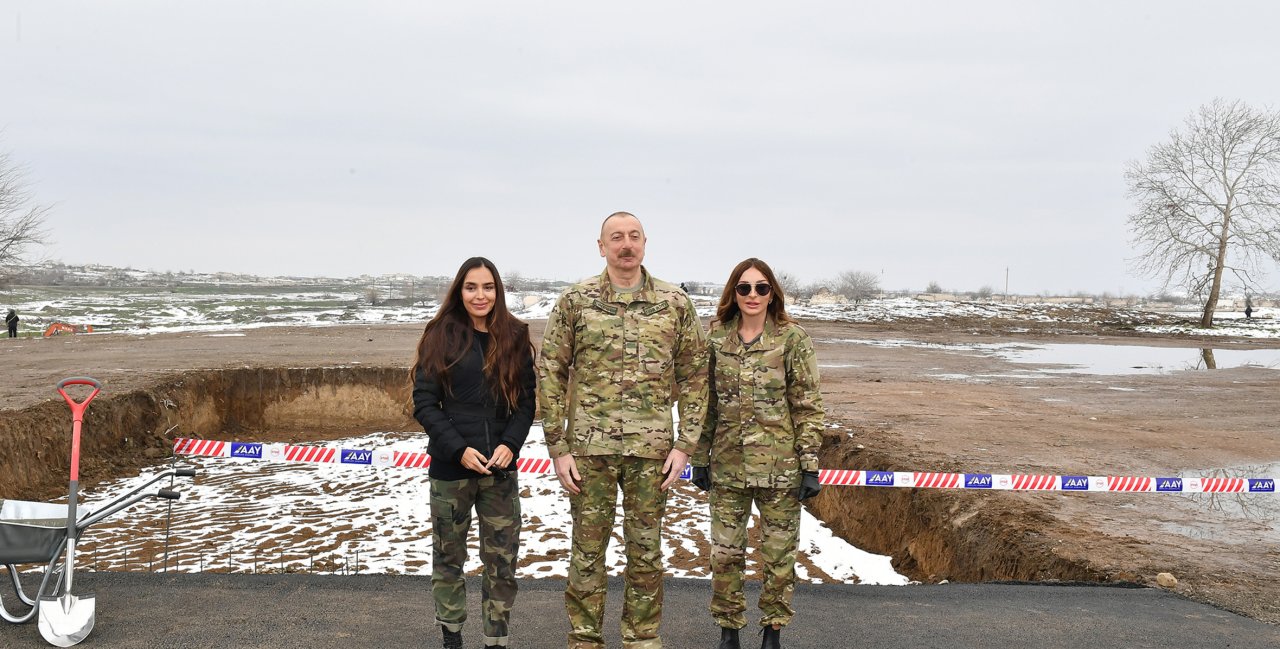 Prezident ailəsi ilə Füzuli və Xocavəndə səfər etdi - FOTO