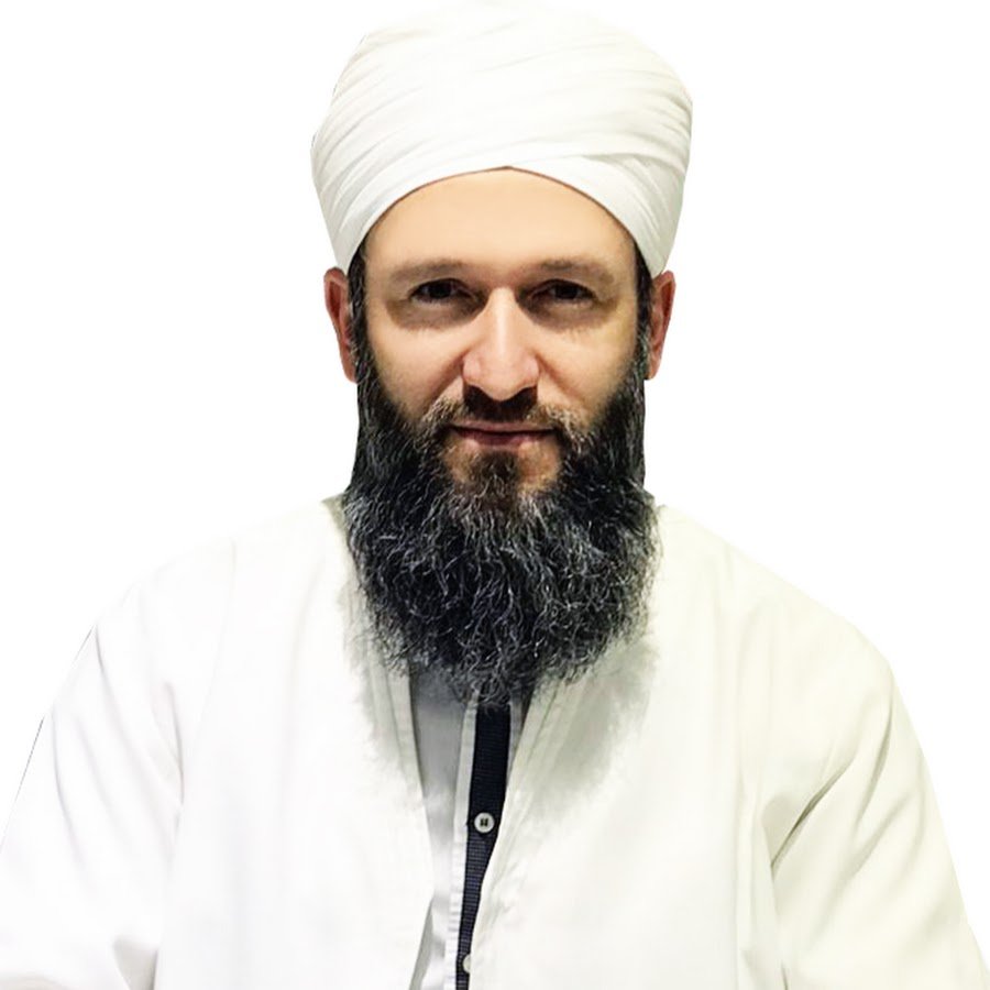 Türkiyəli din adamı: ''Bir qadın açıq geyinirsə heç kim qarışa bilməz''