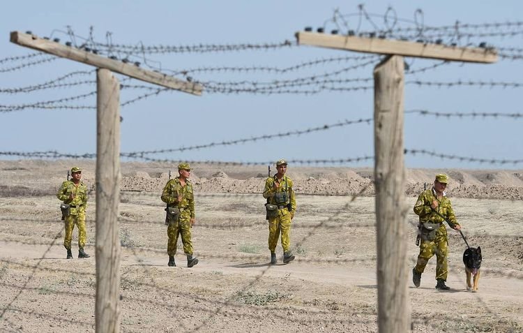 Qırğızıstan və Tacikistan qoşunları münaqişə zonasından geri çəkilir Qırğızıstan və Tacikistan qoşunları münaqişə zonasından geri çəkilir