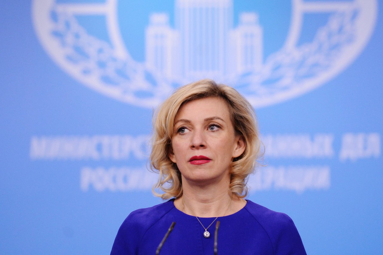 Zaxarova, qırmızı geyinmisən? - Rusiya XİN nümayəndəsindən qırmızı AÇIQLAMASI - FOTOLAR
