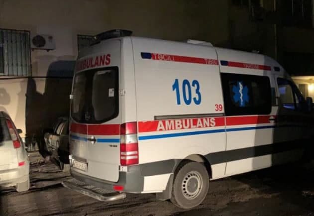 Sumqayıtda bədbəxt hadisə: gənc oğlanın başı daşa dəyərək öldü