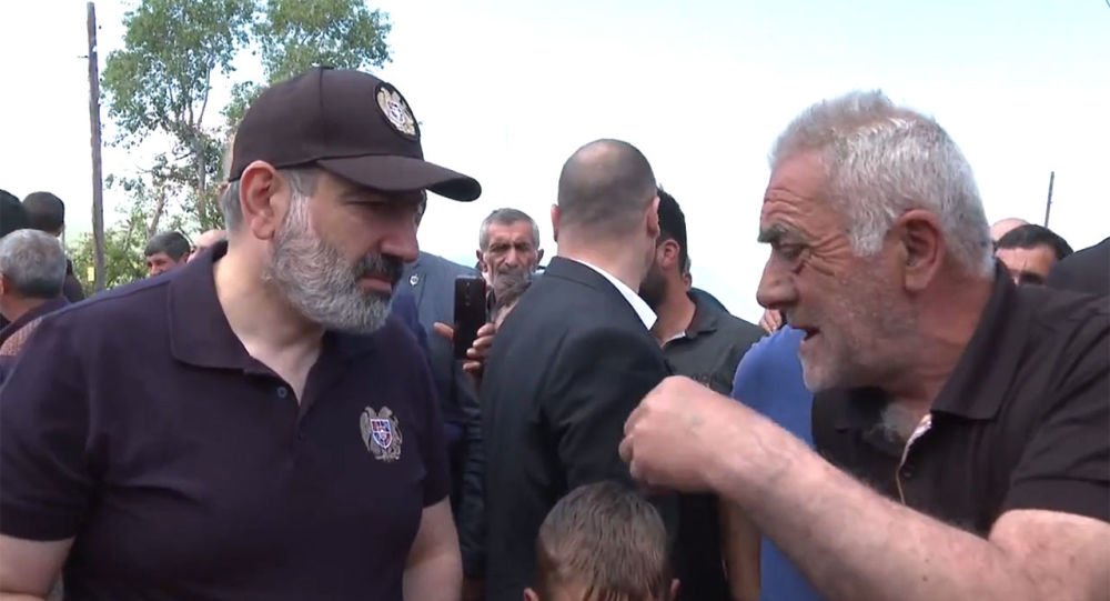 “Əsgərin qaytarılması vəziyyətin sabitləşməsinə ümid verir, amma...” - Paşinyan