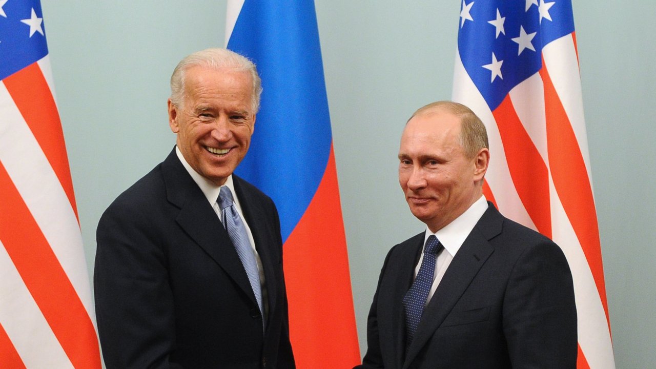 Putin Baydenin ona “qatil deməsindən danışdı: “Hollivudun təsirindəndir” - VİDEO