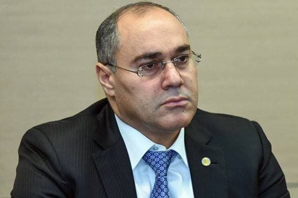 Səfər Mehdiyevin Gömrük Komitəsində çalışan bacısı oğlu vəfat etdi Səfər Mehdiyevin Gömrük Komitəsində çalışan bacısı oğlu vəfat etdi