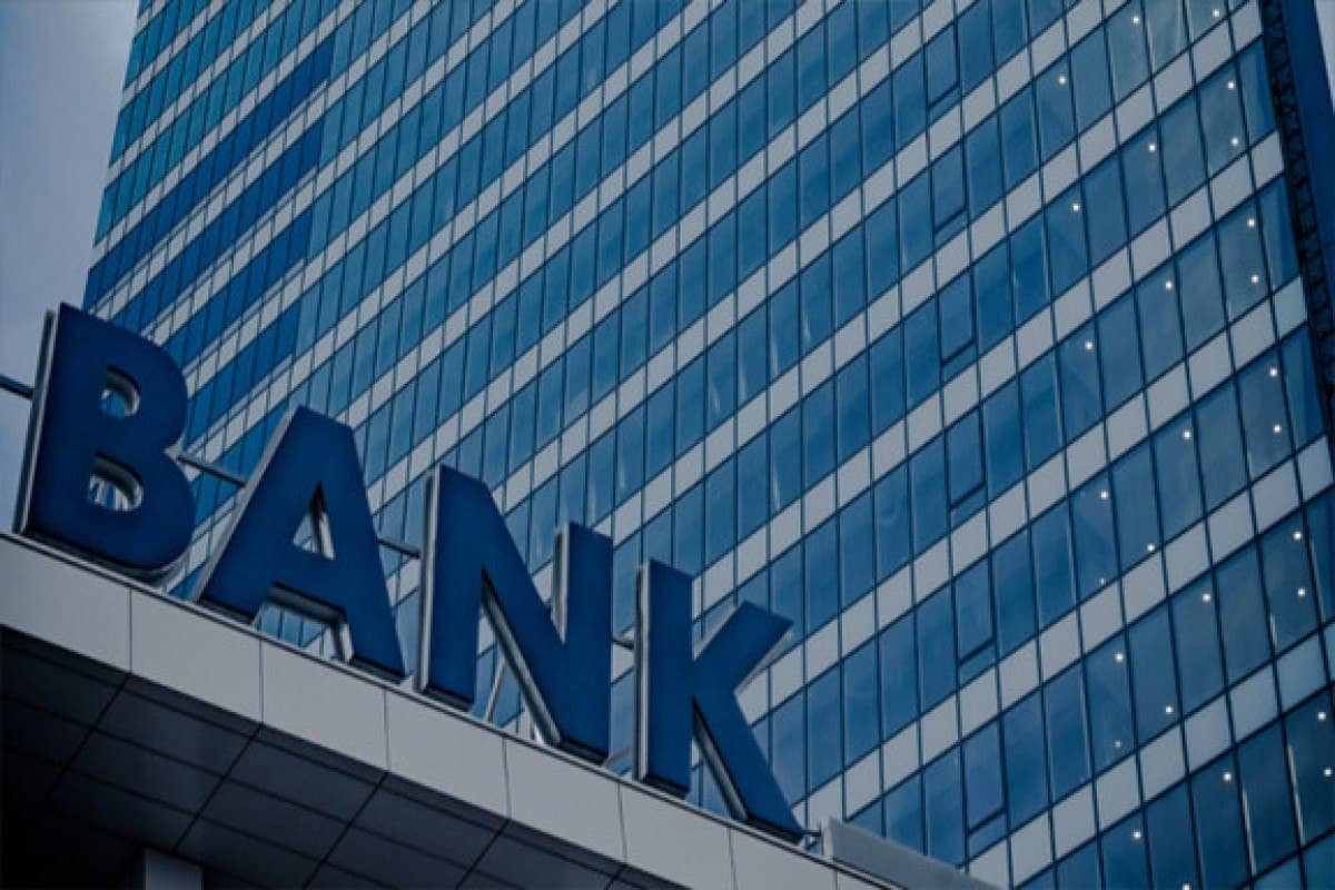 Azərbaycan əhalisinin bank əmanətləri artdı