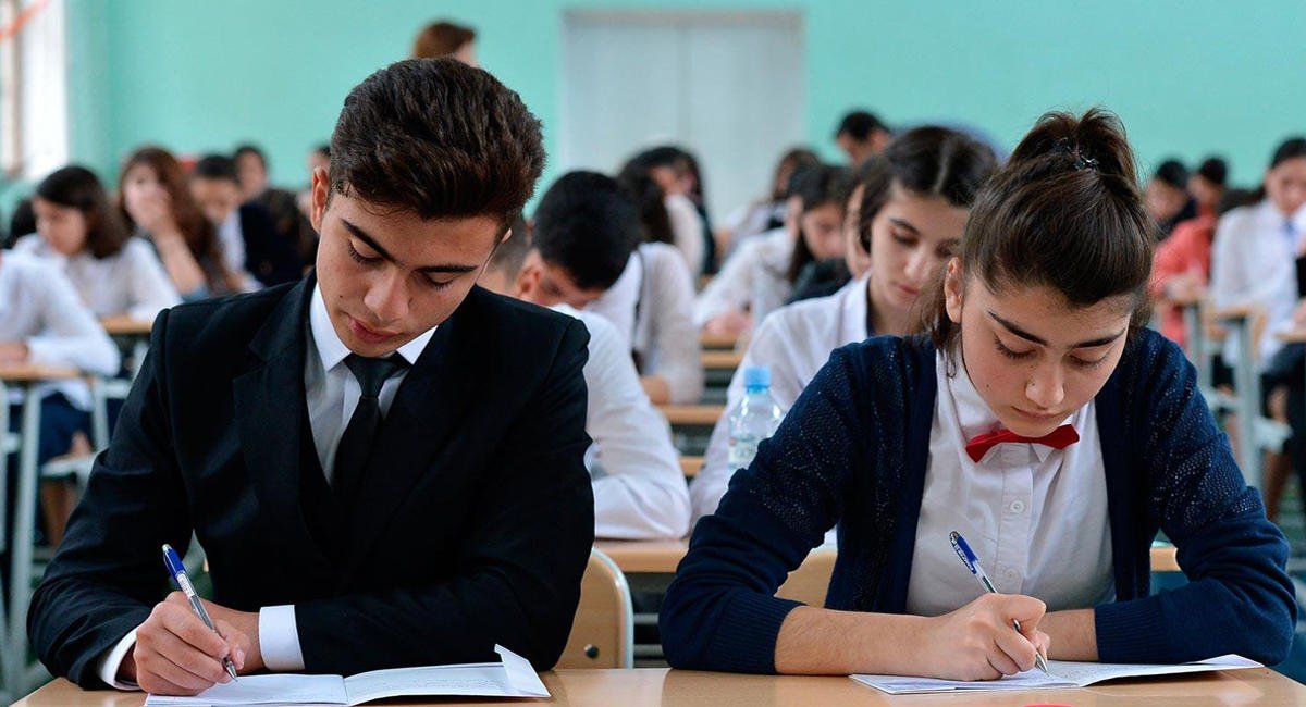 Oxuyub yazma bilməyənlər XI sinifi bitirib - DİM kimi ittiham edir? 
