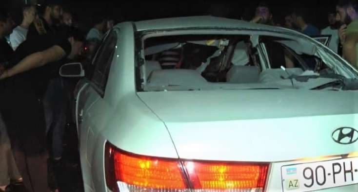 Bakıda qəza: sürücü özünü avtomobildən yerə atdı