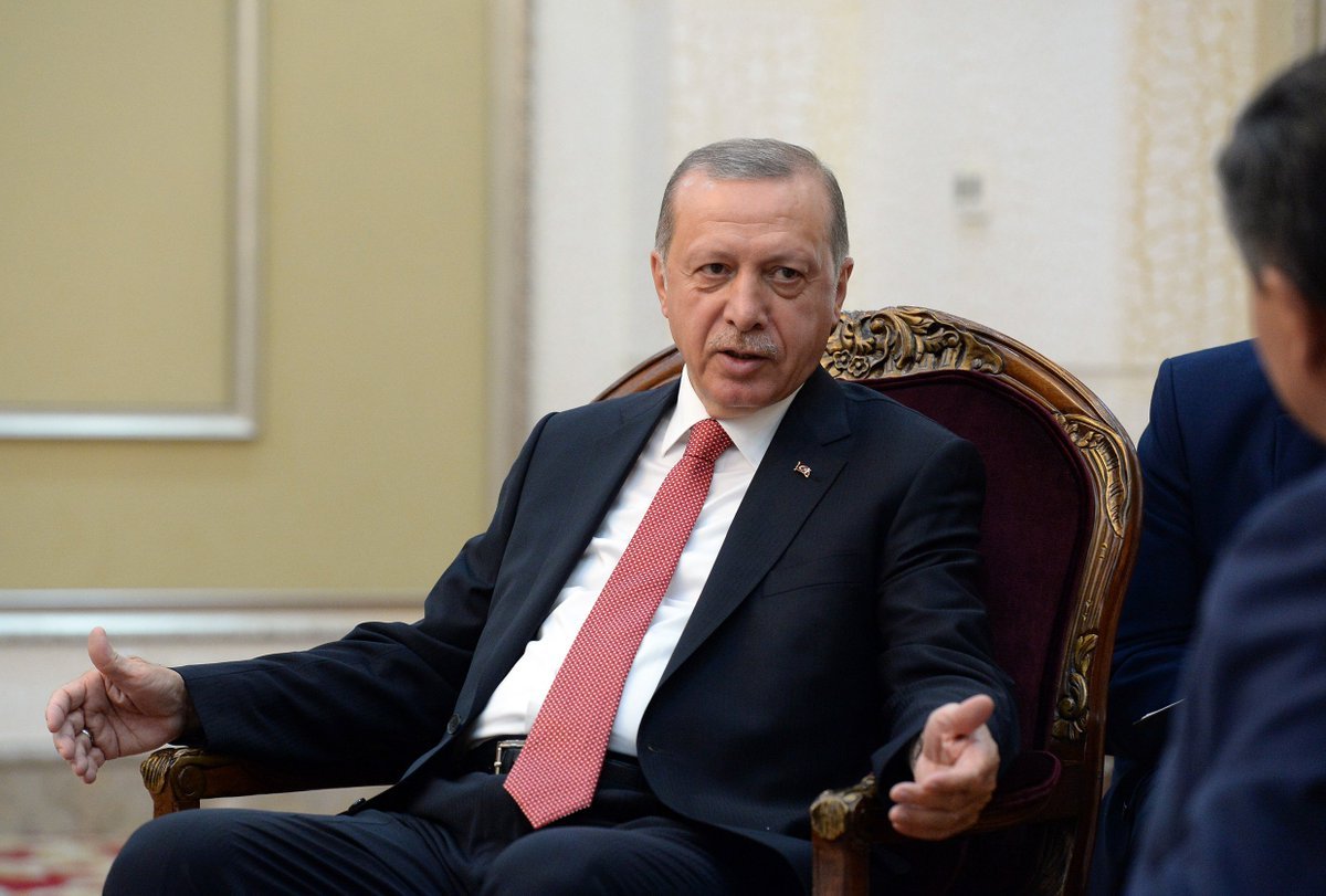 Ərdoğan Berdiməhəmmədovla regional məsələləri müzakirə etdi