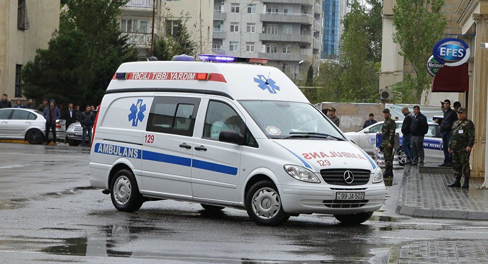 Bakıda 14 yaşlı oğlanı maşın vurdu
