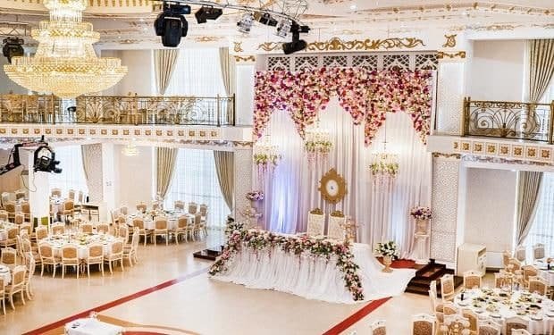 Şadlıq evinin sahibi  300 nəfərlik toya icazə verdiyi üçün cəzalandırıldı