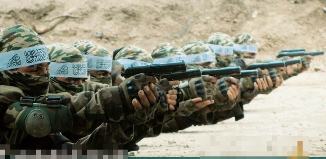 “İran Əfqanıstan sərhədinə Taliban üçün hərbi texnika göndərir” - VİDEO 