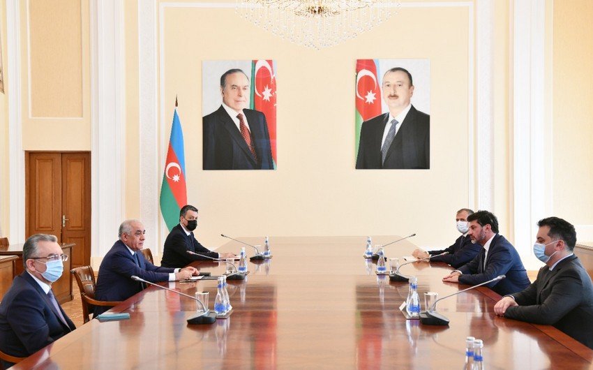 Əli Əsədov Tbilisinin meri ilə görüşdü
