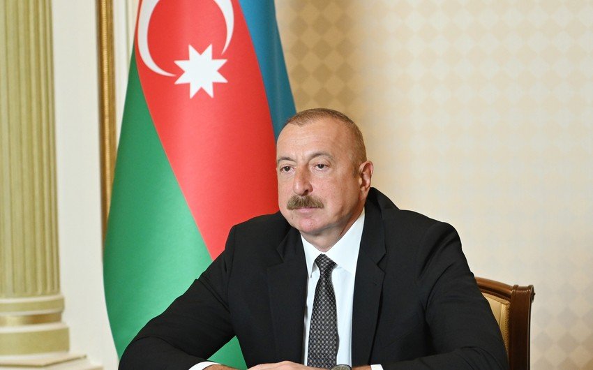 Prezident Naftalan şəhər hava limanında oldu     