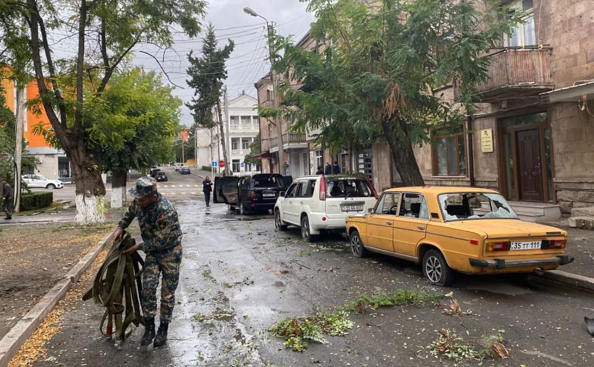 Xankəndidə SU BÖHRANI – MAŞINLA DAŞIYIRLAR - FOTO - foto 2